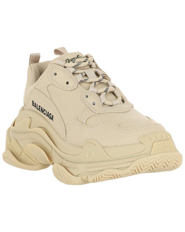 Triple S Low-Top Sneaker