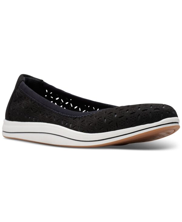 Women's Cloudsteppers Breeze Roam Perfed Flats