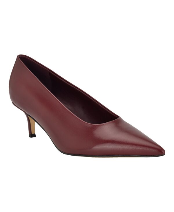 ShoeWomen's Voneta Leather Kitten Heel Pumps