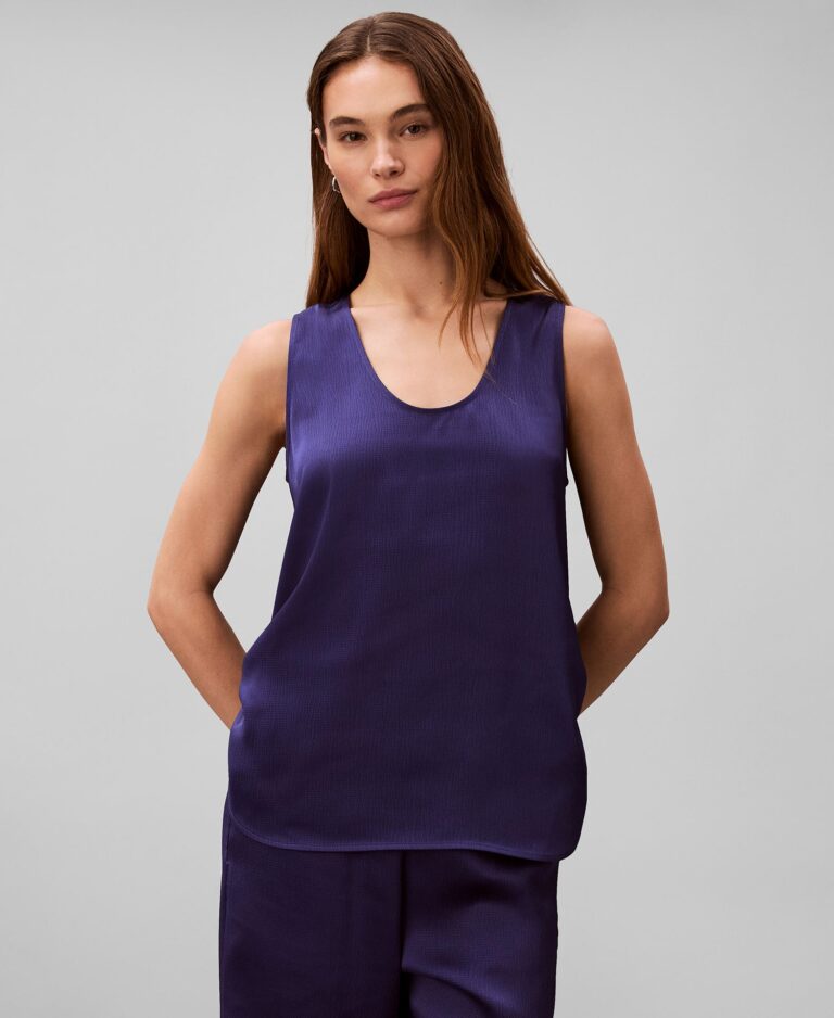 Women's Scoop Neck Tank Top