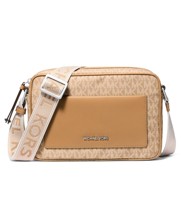Jet Set Logo East West Large Crossbody Handbag