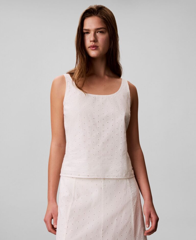 Women's Sleeveless Scoop-Neck Classic-Fit Top