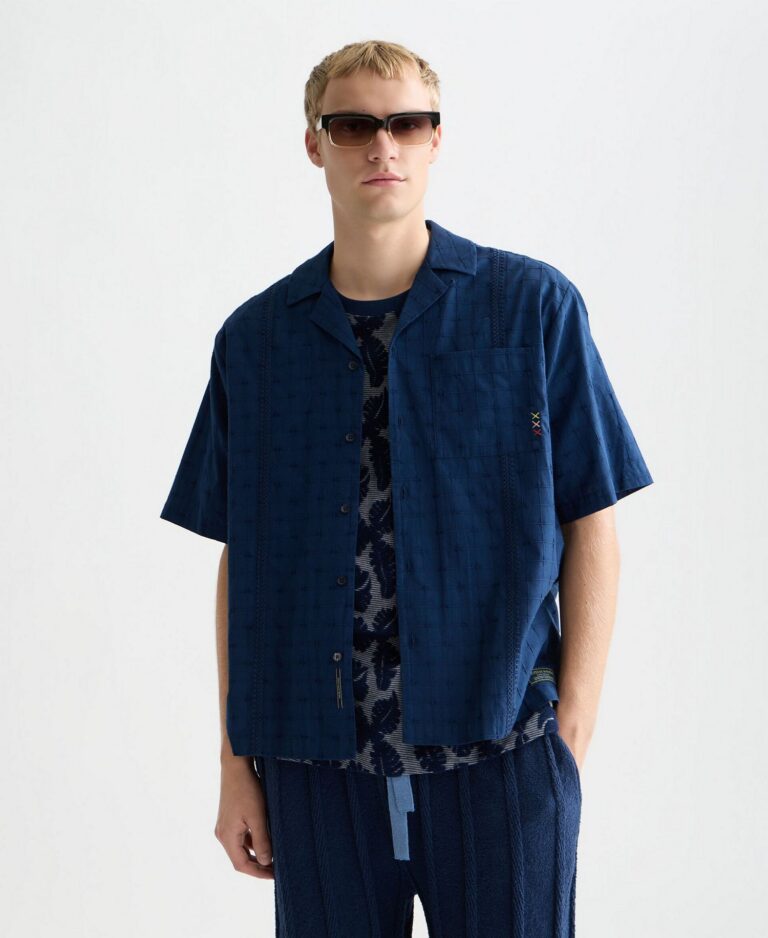 Men's Embroidered Short-Sleeve Shirt