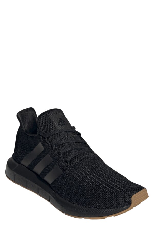 Swift Run 1.0 Sneaker (Men)