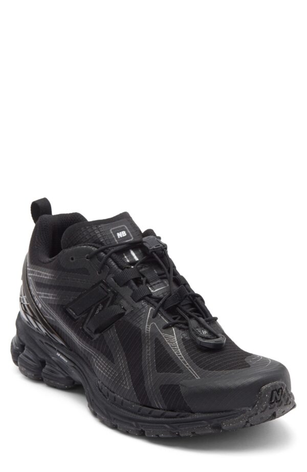 Gender Inclusive 1906A Running Shoe