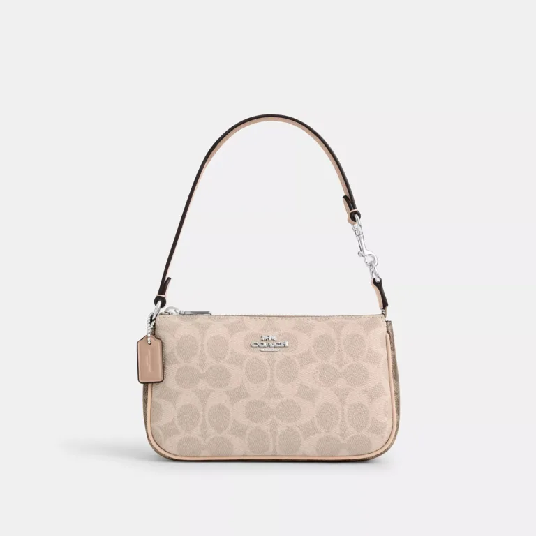 nolita 19 in blocked signature canvas