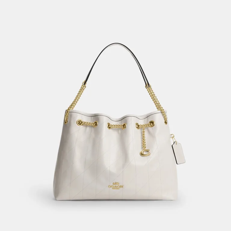 evelyn shoulder bag with quilting and charm