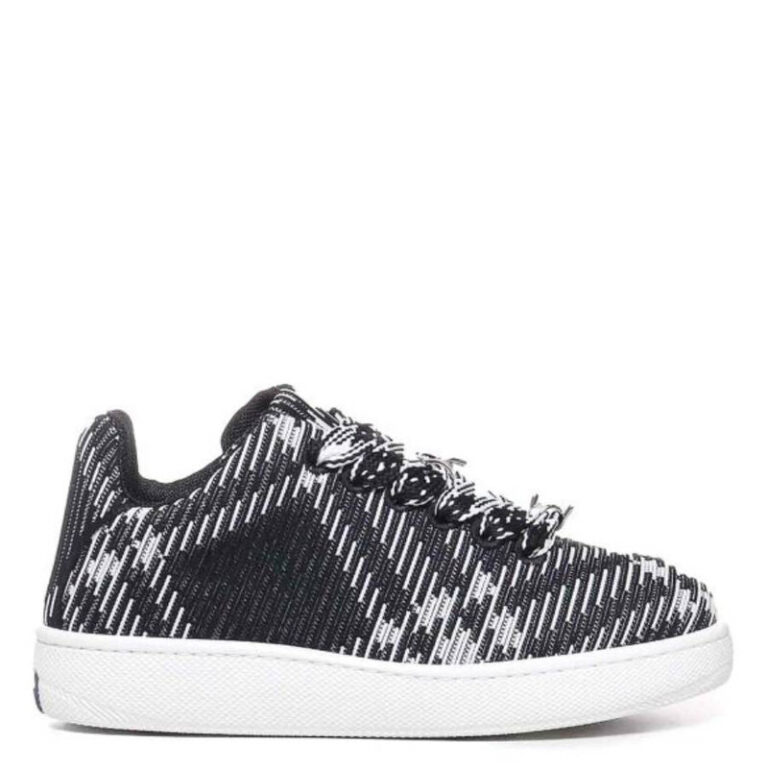 Check Knit Box Low-Top Sneakers, Brand Size 39 ( US Size 6 )