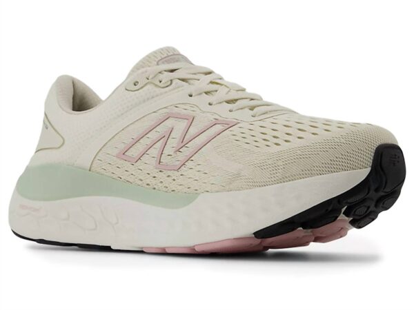 women's 1540v4 athletic shoe in turtledove