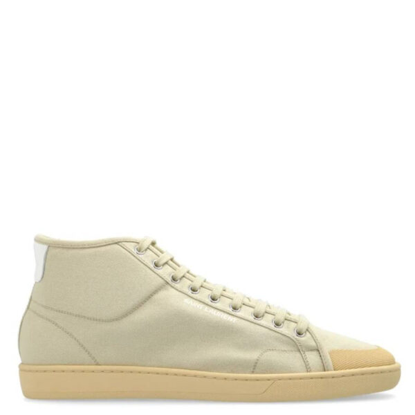 Court Classic SL/39 Sneakers, Brand Size 40 ( US Size 7 )